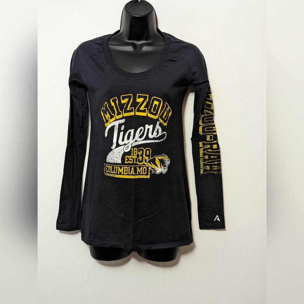 Women's Alta Gracia University of Missouri Tigers Long Sleeve Shirt Size Small